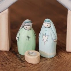 East Of India Nativity Set In A Box -Home Furnishings Store dsc03123a