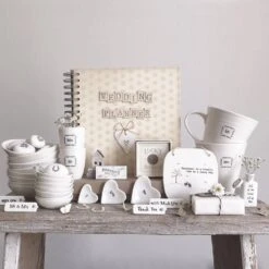 East Of India Mr & Mrs Boxed Mug Set -Home Furnishings Store eastofindia catp69 porcelaingroups 4