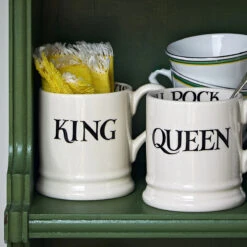 Emma Bridgewater Black Toast King Of Cool & Queen Of Rock Set Of Two Half Pint Mugs 15 Emma Bridgewater Black Toast King Of Cool & Queen Of Rock Set Of Two Half Pint Mugs -Home Furnishings Store emma bridgewater 1kiq010013 king of cool queen of rock mugs 8