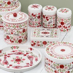 Emma Bridgewater Lovebirds Set Of Three Round Caddies -Home Furnishings Store emma bridgewater elite lovebirds jan 2023 3