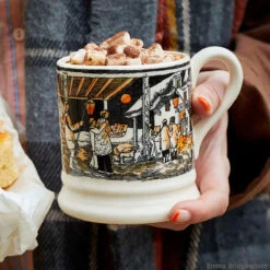 Emma Bridgewater The Night Sky Christmas Carolling Half Pint Mug -Home Furnishings Store emmabridgewater christmas carolling mug ls