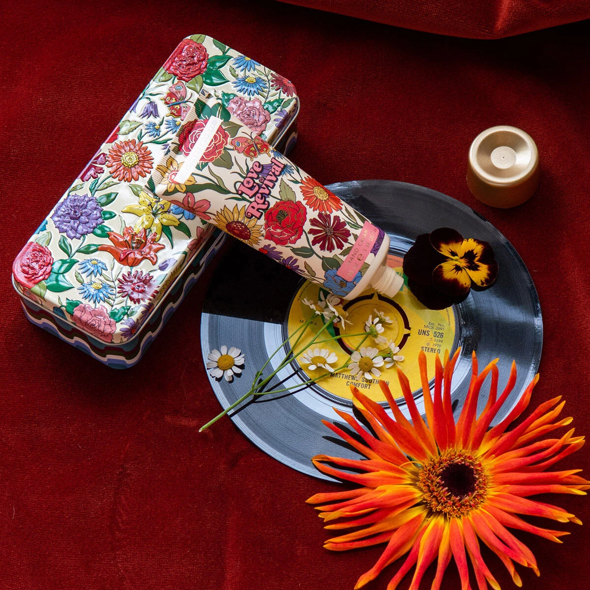 Heathcote & Ivory Love Revival Hand Cream Tin 4 Heathcote & Ivory Love Revival Hand Cream Tin - Image 2