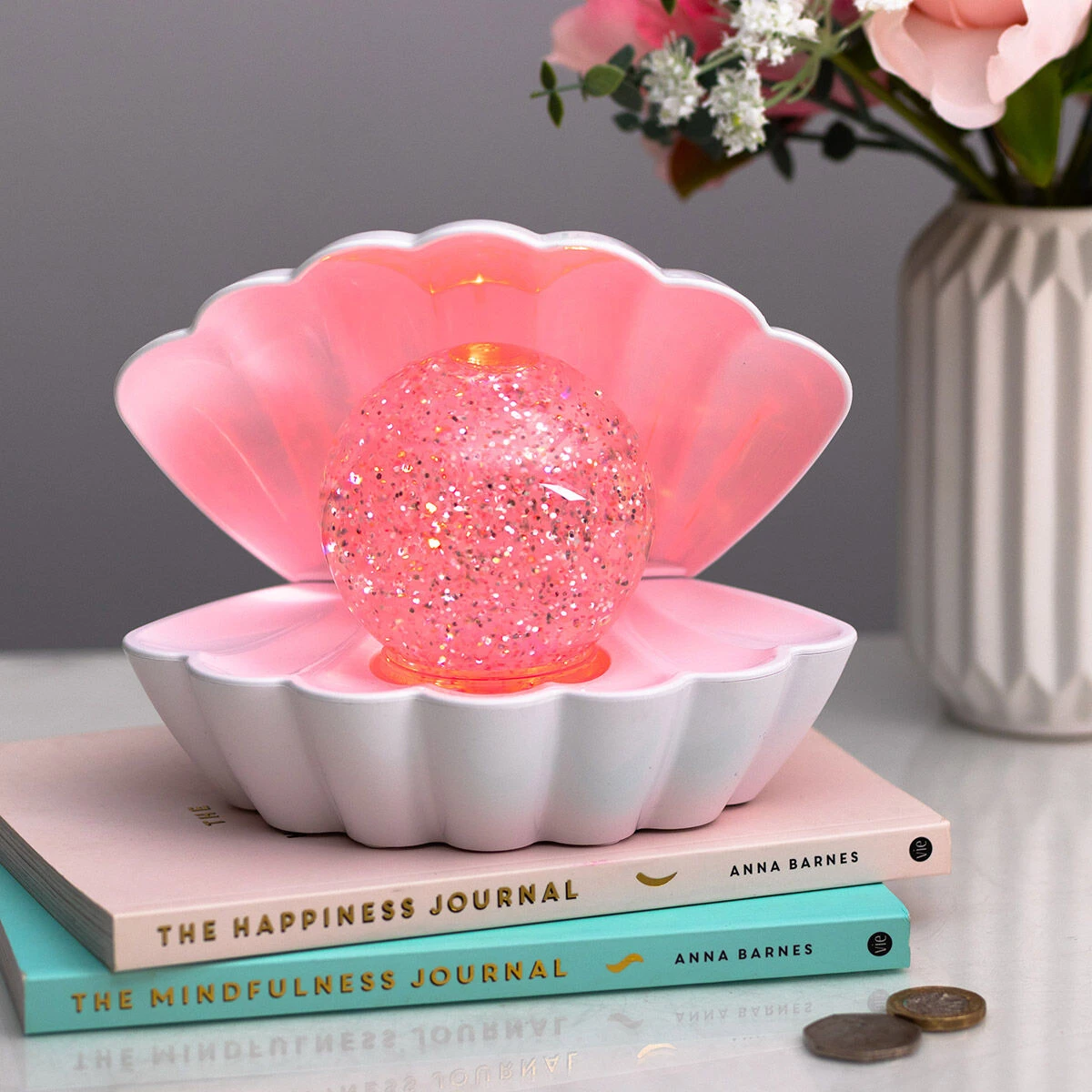 White Glitter Pearl Seashell Colour Changing Mood Light 7 White Glitter Pearl Seashell Colour Changing Mood Light - Image 5