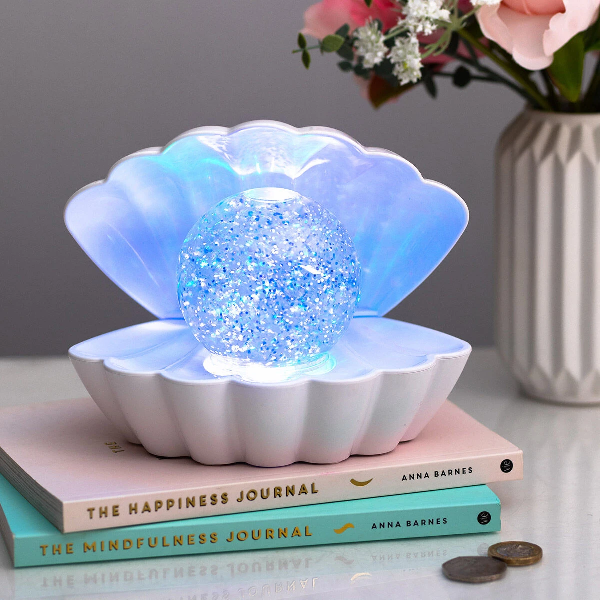 White Glitter Pearl Seashell Colour Changing Mood Light 9 White Glitter Pearl Seashell Colour Changing Mood Light - Image 7