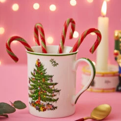 Spode Christmas Tree Set Of 4 Mugs 20 Spode Christmas Tree Set Of 4 Mugs -Home Furnishings Store portmeirion xt8581 xg spode christmas set of four mugs 11