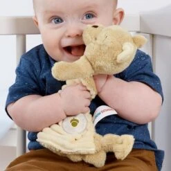 Winnie The Pooh Hundred Acre Wood Winnie The Pooh Comfort Blanket -Home Furnishings Store rainbow designs dn1461 winnie the pooh comfort blanket lifestyle