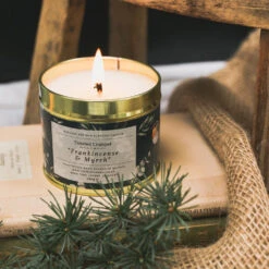 Toasted Crumpet ‘Frankincense & Myrrh’ Robin & Eucalyptus Christmas Tin Candle -Home Furnishings Store tc20 toasted crumpet frankincense myrrh robin eucalyptus christmas tin candle 3