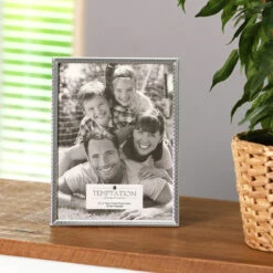Temptation Silver-Plated Narrow Edge Bobble Photo Frame 6x8