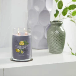 Yankee Candle Black Tea & Lemon Signature Large Jar Candle -Home Furnishings Store yankee candle 1629978e black tea lemon signature large jar candle lifestyle 2