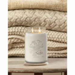 Yankee Candle Warm Cashmere Signature Large Jar Candle -Home Furnishings Store yankee candle 1701379e warm cashmere signature large jar candle lifestyle 3